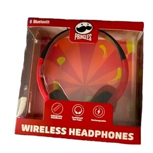 NEW in box! Target Bullseye Pringles wireless Bluetooth headphones